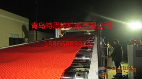 PVC地垫生产线设备